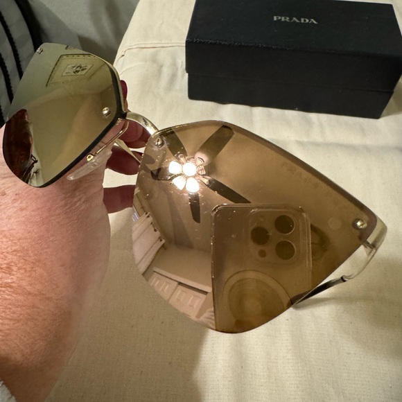 Prada Mirrored Cat Eye Sunglasses Gold - Picture 4 of 11